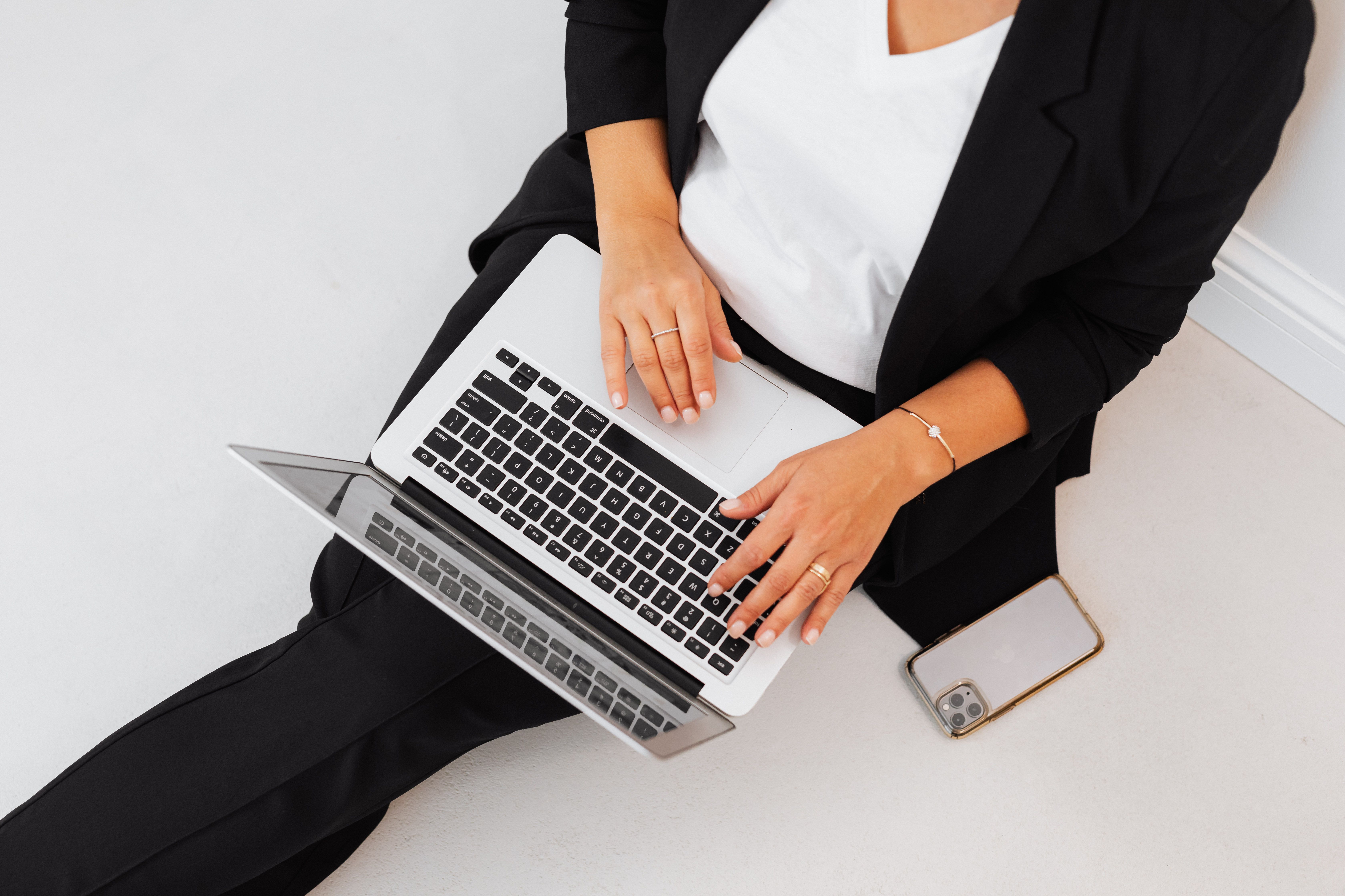 Hostovix Titan Professional Business Email Suite