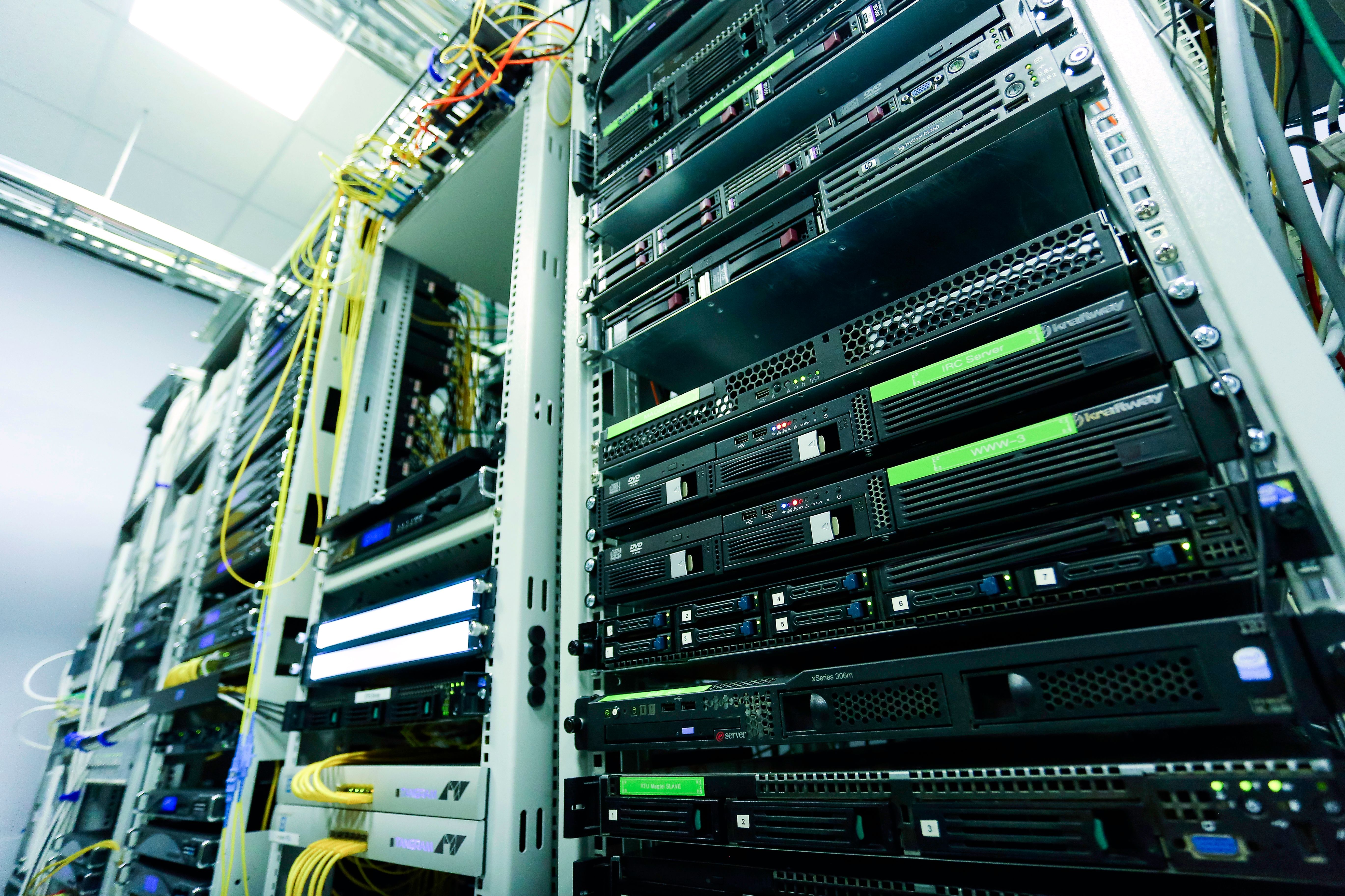 Hostovix Windows Plesk NVMe Server